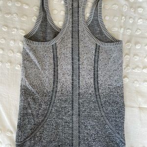 Lululemon Swiftly Tech Racerback Tank - Size 2